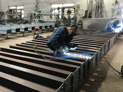 深圳大通圍擋有哪些優勢？