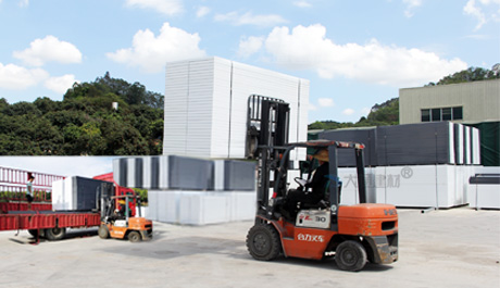 大通建材，工地圍擋，施工圍擋廠(chǎng)家，貨源穩(wěn)定，自由工廠(chǎng)生產(chǎn)銷(xiāo)售。